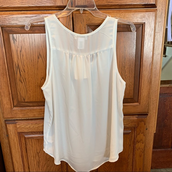 White tank top with embroidered top by Three Pink Hearts. - Picture 2 of 3